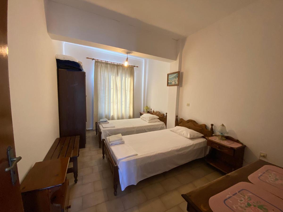 Blue Sky Apartments Karpathos Town  Exterior photo